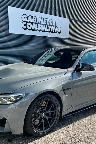 Confiez-nous la recherche personnalisée de la voiture de sport de vos rêves